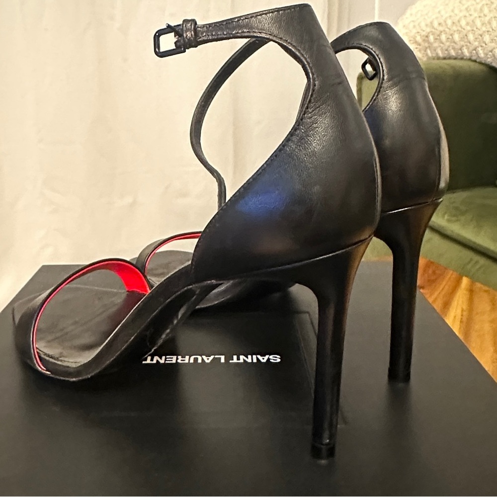 Saint Laurent Amber Sandal in Leather 85mm - Picture 7 of 10